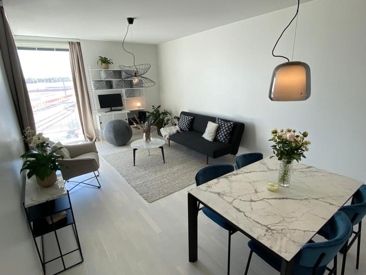 Luxury 1-Bedroom Apartment With Sauna And Sea View Хельсинки Экстерьер фото