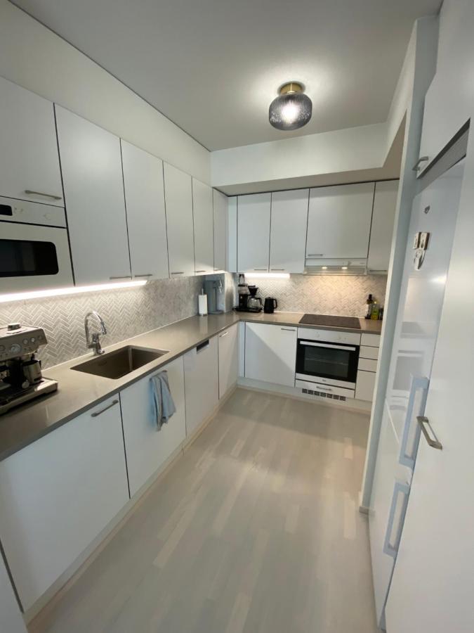 Luxury 1-Bedroom Apartment With Sauna And Sea View Хельсинки Экстерьер фото
